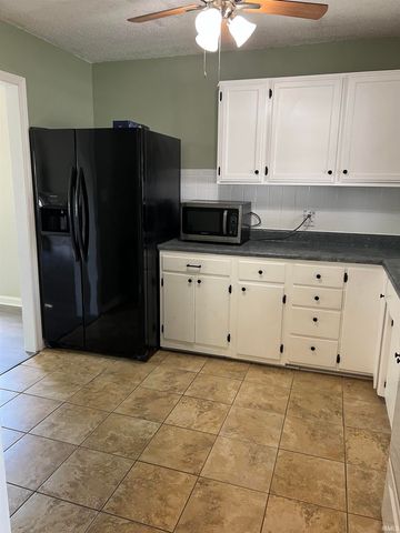 1900 Cass Avenue, Evansville, IN 47714