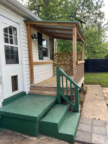 1900 Cass Avenue, Evansville, IN 47714