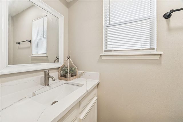 1502 Big Horn Drive, Houston, TX 77090