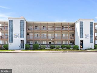 417 Robin Dr Unit 302B, Ocean City, MD 21842