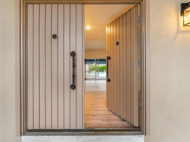 18931 Mayall Street, Northridge, CA 91324