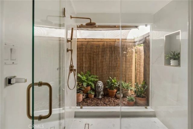 18931 Mayall Street, Northridge, CA 91324