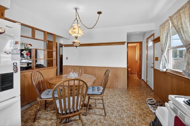 7954 45th AVENUE, Kenosha, WI 53142