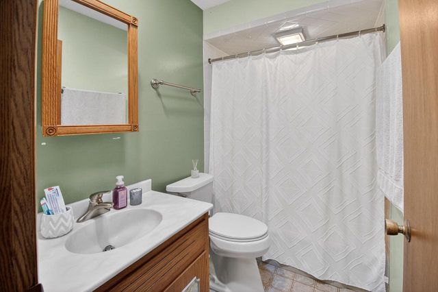 7954 45th AVENUE, Kenosha, WI 53142