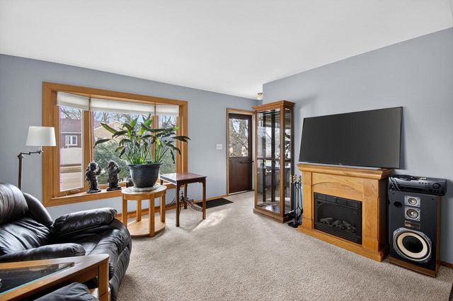 7954 45th AVENUE, Kenosha, WI 53142