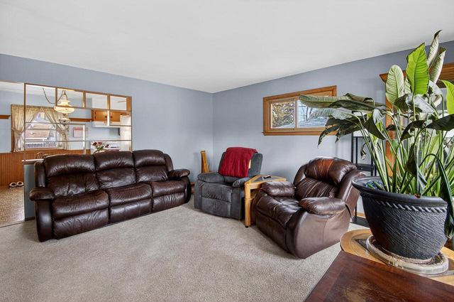 7954 45th AVENUE, Kenosha, WI 53142