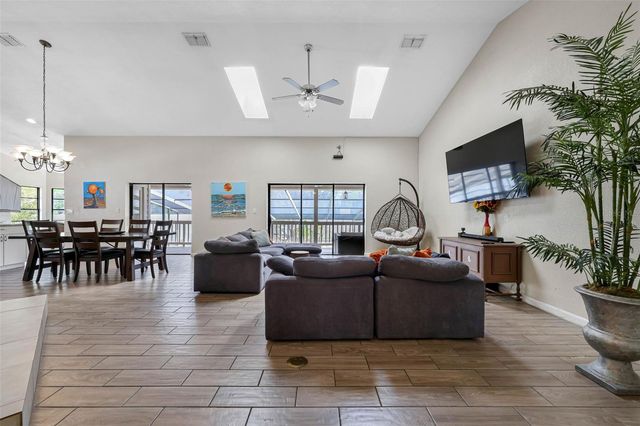 413 MANOR BOULEVARD, Palm Harbor, FL 34683