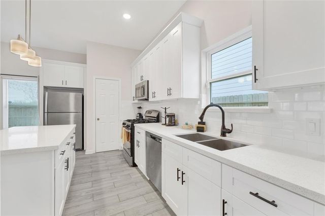 6320 Laura Koppe Road, Houston, TX 77016