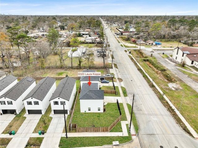 6320 Laura Koppe Road, Houston, TX 77016