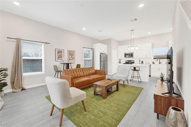 6320 Laura Koppe Road, Houston, TX 77016