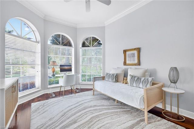 2229 Goshawk CT, Naples, FL 34105