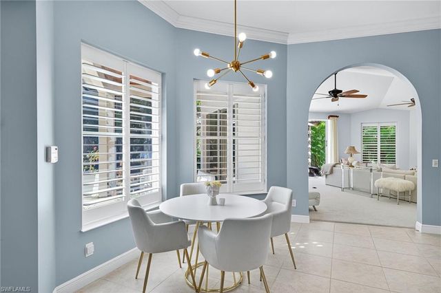 2229 Goshawk CT, Naples, FL 34105