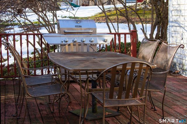 21B Hoydens Hill Road, Fairfield, CT 06824