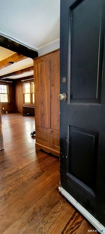 21B Hoydens Hill Road, Fairfield, CT 06824