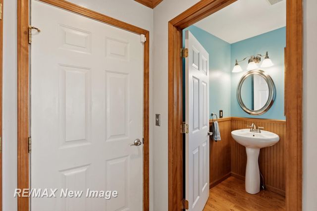 4881 N Gleaner Road, Freeland, MI 48623