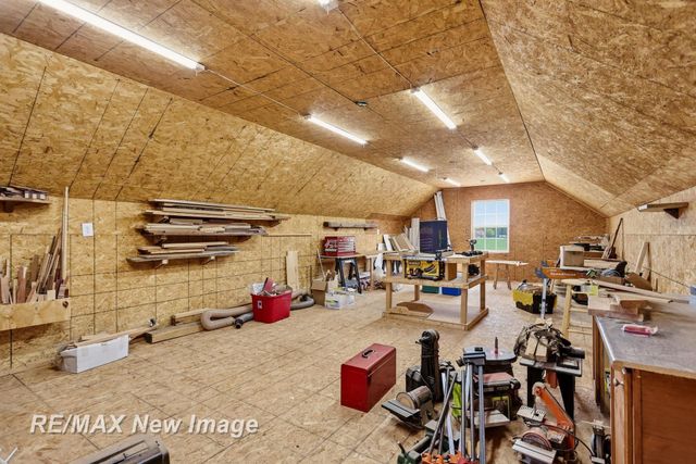 4881 N Gleaner Road, Freeland, MI 48623