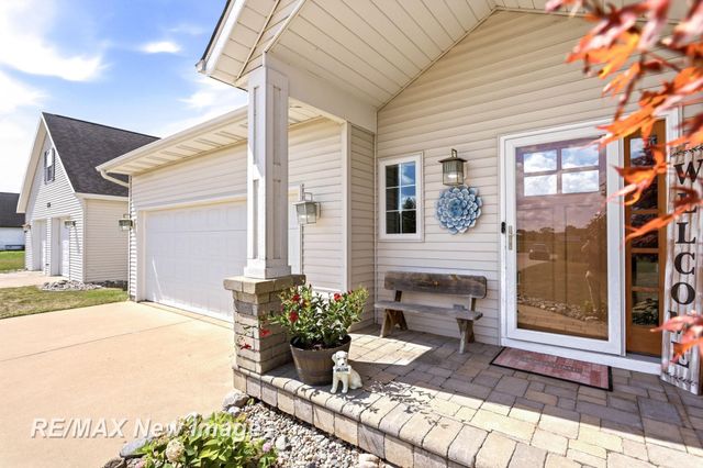 4881 N Gleaner Road, Freeland, MI 48623