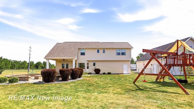 4881 N Gleaner Road, Freeland, MI 48623