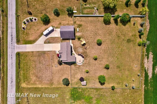 4881 N Gleaner Road, Freeland, MI 48623