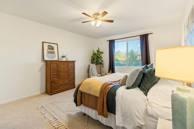 1148 Par Avenue, Lemoore, CA 93245