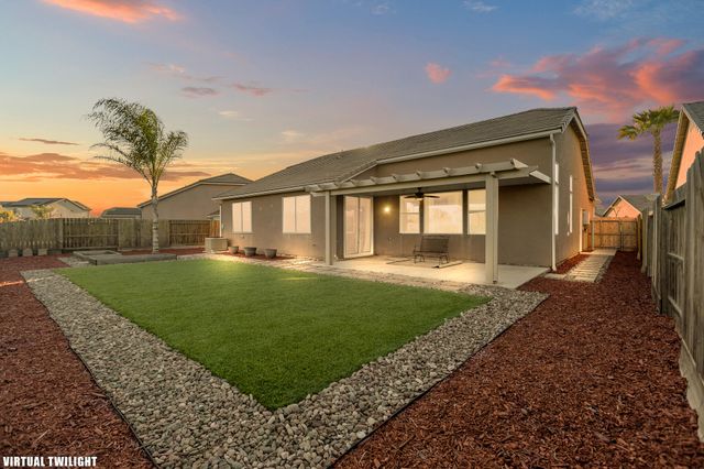 1148 Par Avenue, Lemoore, CA 93245