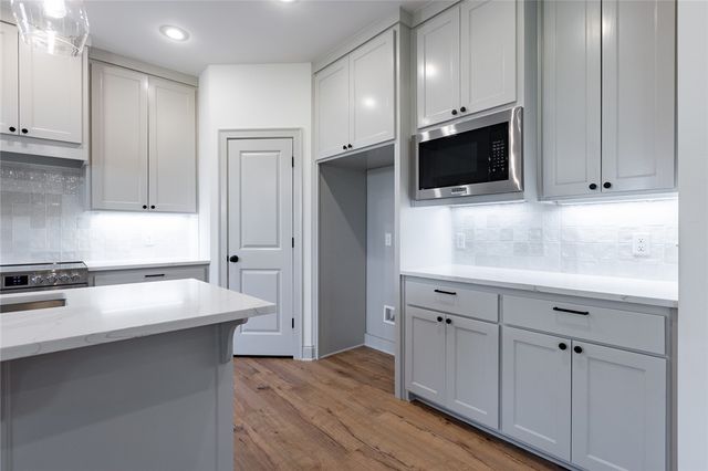 8 Strathdon Lane, Bella Vista, AR 72715