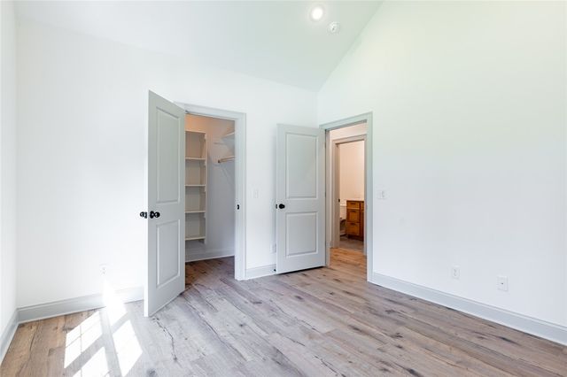 8 Strathdon Lane, Bella Vista, AR 72715