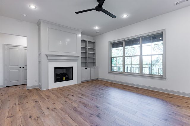 8 Strathdon Lane, Bella Vista, AR 72715