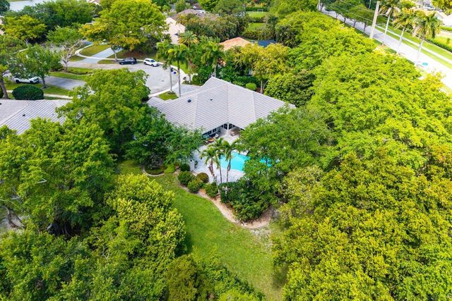 3010 Hampton Circle, Boca Raton, FL 33434