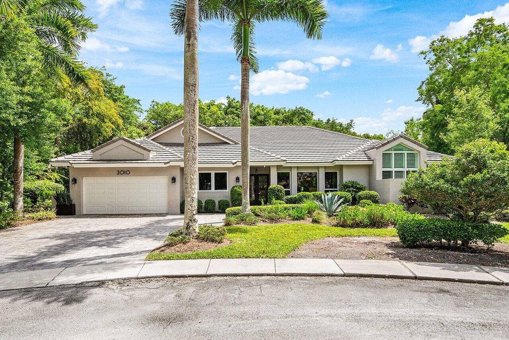3010 Hampton Circle, Boca Raton, FL 33434