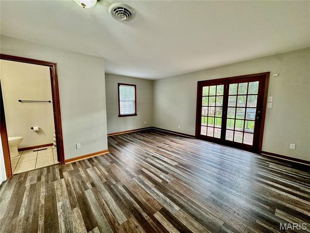 5513 Pontiac Drive, Fairview Heights, IL 62208