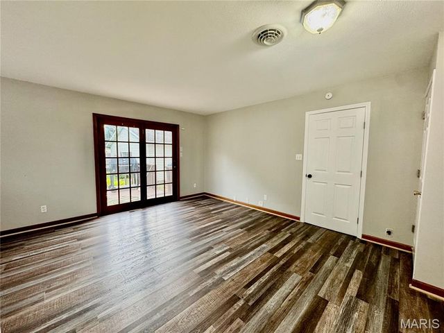 5513 Pontiac Drive, Fairview Heights, IL 62208