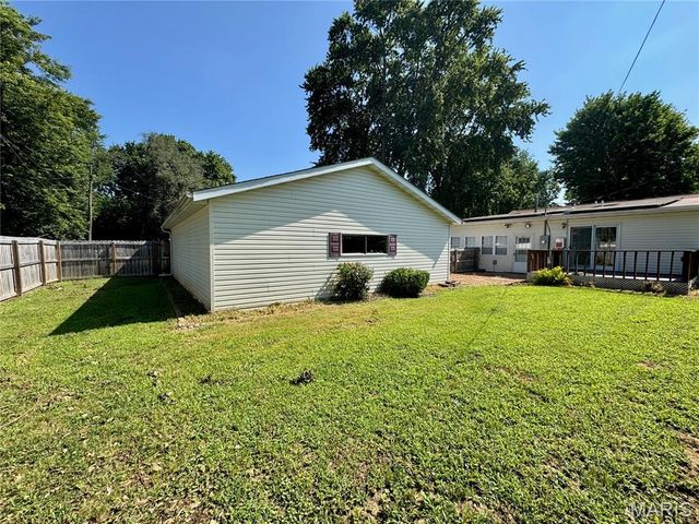 5513 Pontiac Drive, Fairview Heights, IL 62208