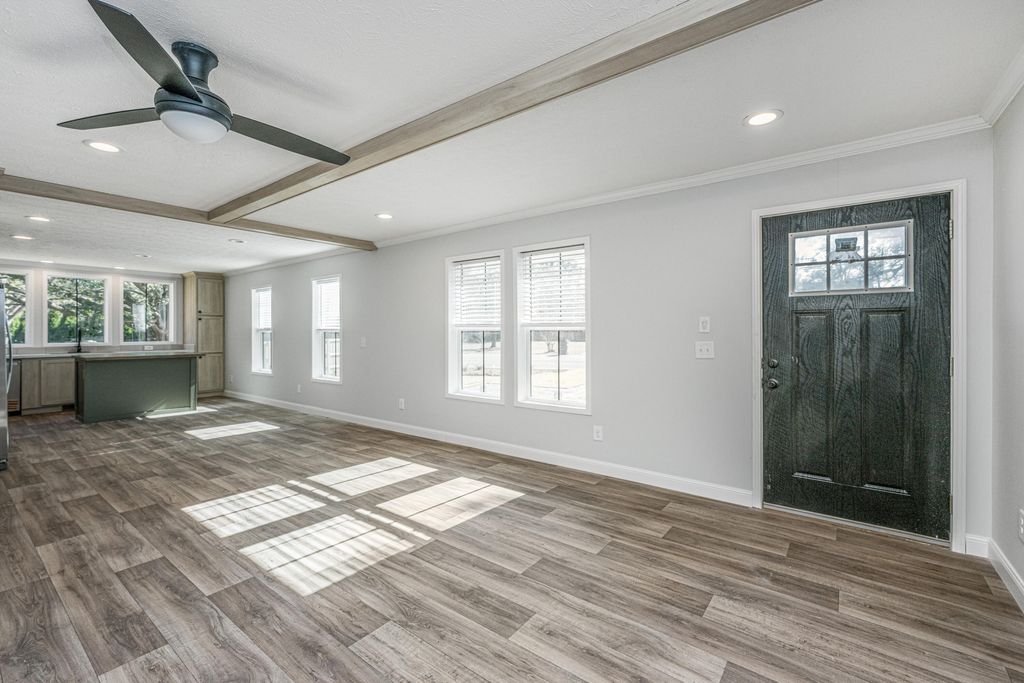 Image 8 of property listing at 106 Edgebrook Drive Drive, Summerville, SC 29486