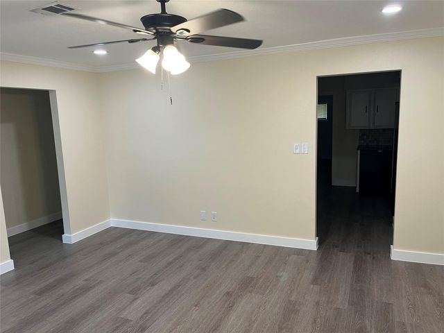 8730 Cowart Street, Houston, TX 77029