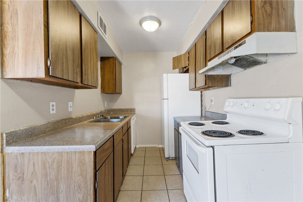 2802 Cypress Bend Circle, Bryan, TX 77801 — photo 5