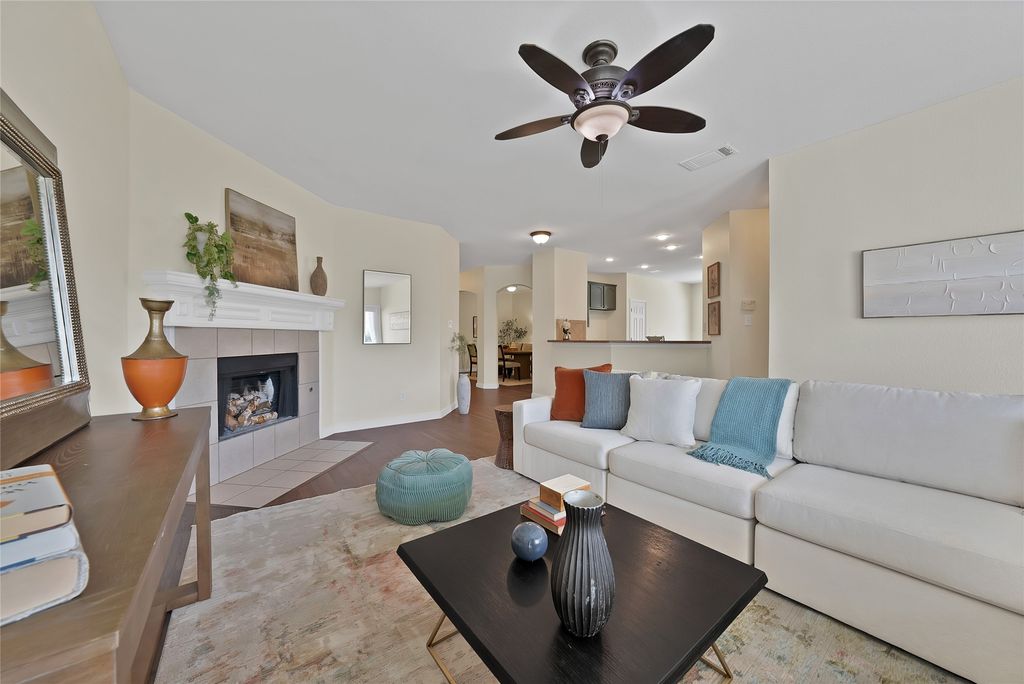 2221 Rodgers Lane, Providence Village, TX 76227 — photo 3