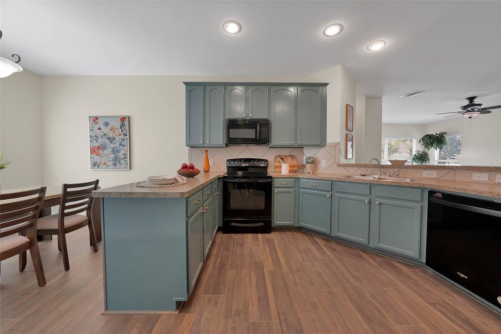 2221 Rodgers Lane, Providence Village, TX 76227 — photo 5