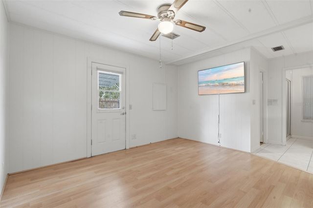 142 FLORENCE BOULEVARD, Debary, FL 32713