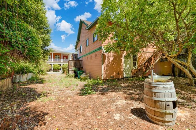 16344 5th St, Guerneville, CA 95446