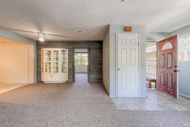 16344 5th St, Guerneville, CA 95446