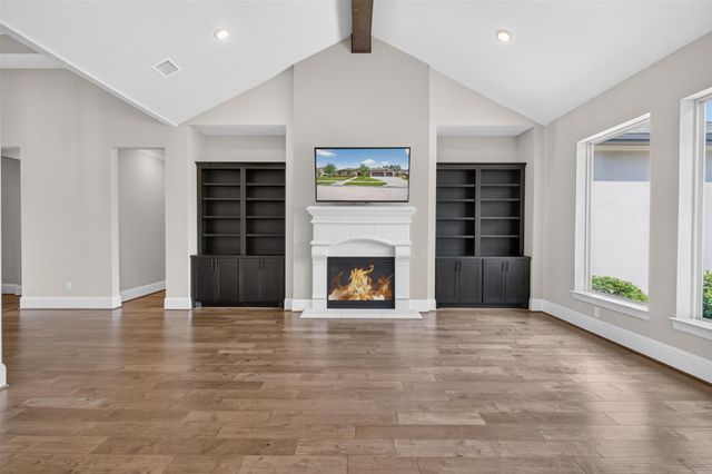 31424 Creekside Oaks Lane, Spring, TX 77386