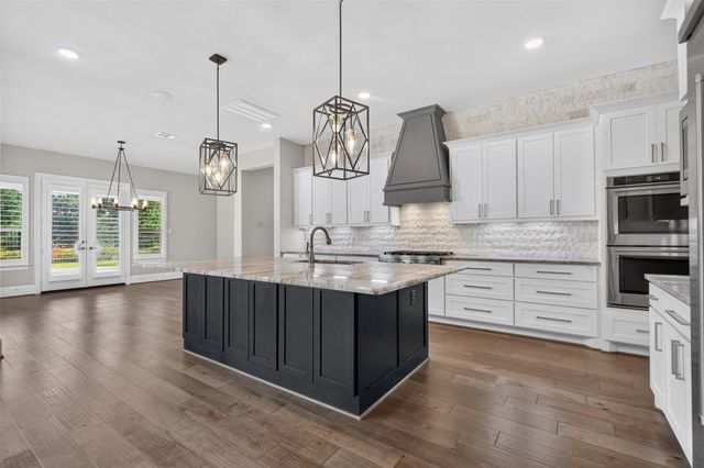 31424 Creekside Oaks Lane, Spring, TX 77386