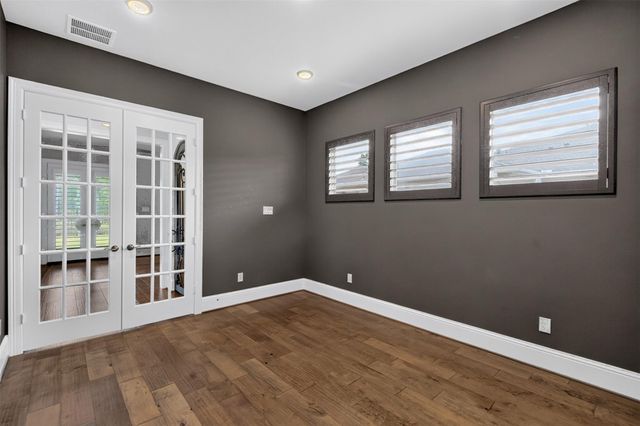 31424 Creekside Oaks Lane, Spring, TX 77386