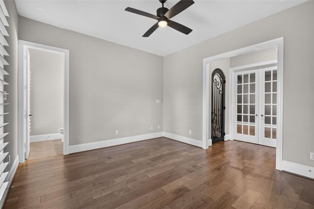 31424 Creekside Oaks Lane, Spring, TX 77386