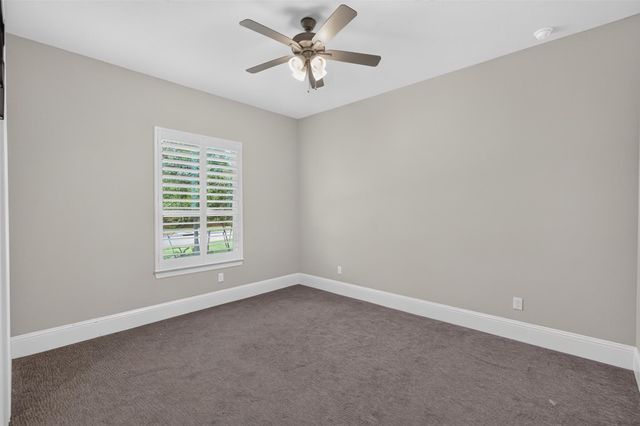 31424 Creekside Oaks Lane, Spring, TX 77386