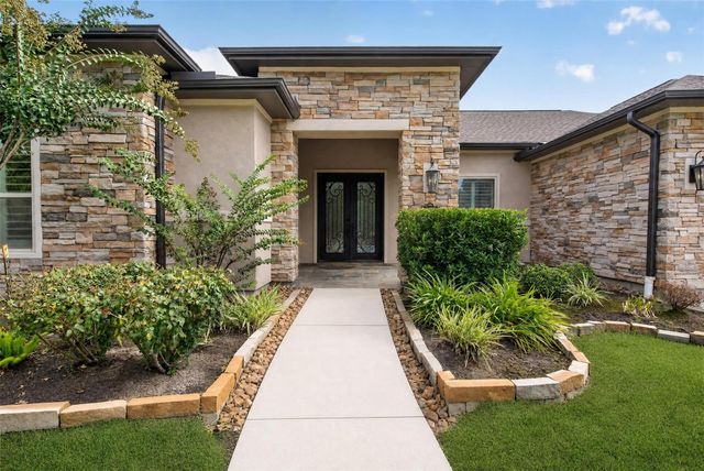31424 Creekside Oaks Lane, Spring, TX 77386