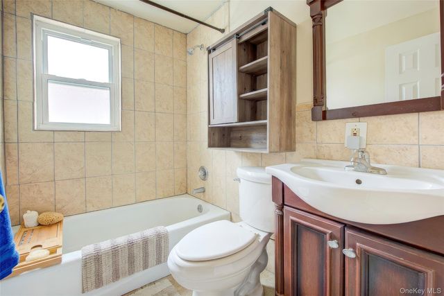 215-10 99th Avenue, Queens Village, NY 11429
