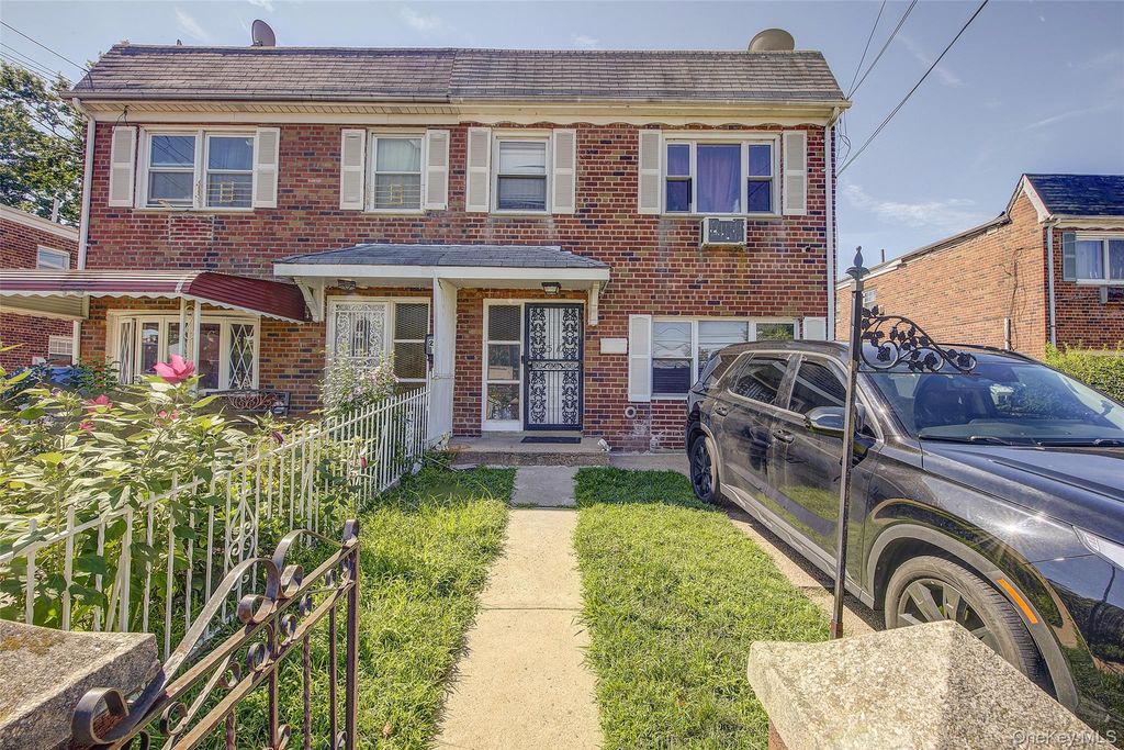 215-10 99th Avenue, Queens Village, NY 11429