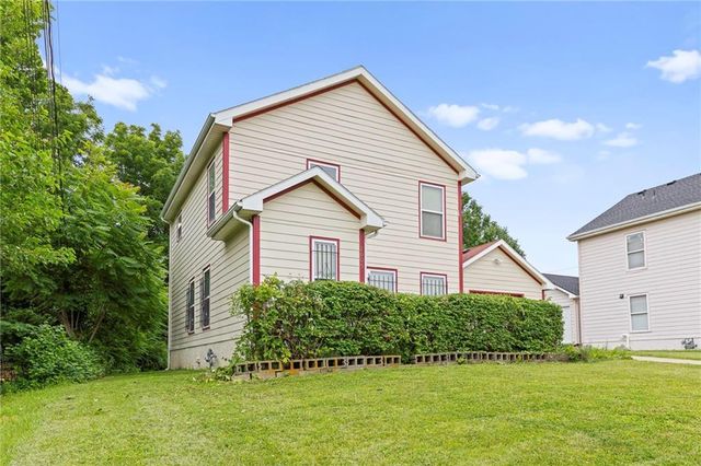 2005 E 34th Street, Kansas City, MO 64109